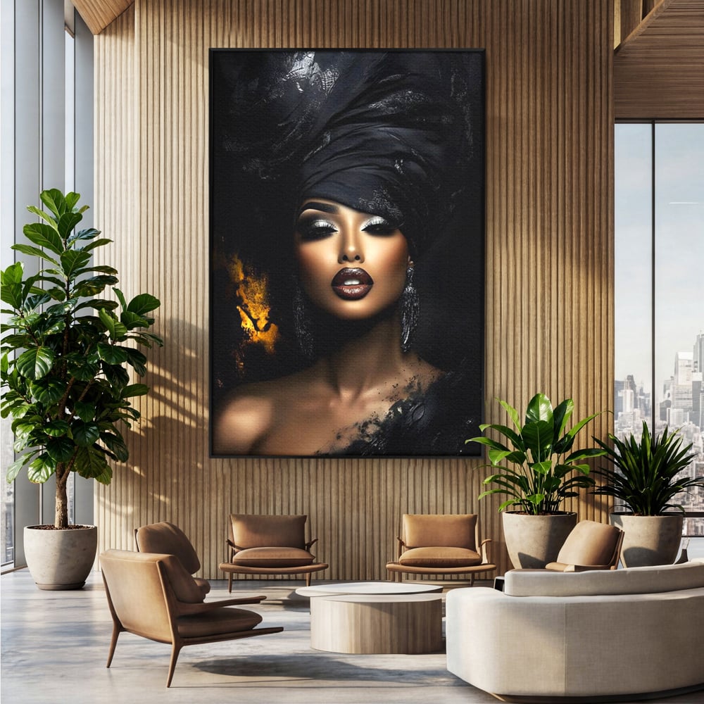 Tablou canvas cu tablou canvas cu portret de femeie, in rama de aluminiu negru, pe perete intr-un birou